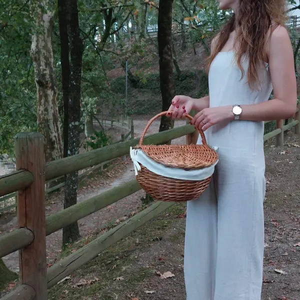 Wicker Picnic Basket - Oval Cream - Medium