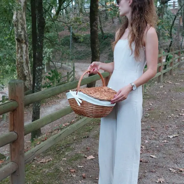 Wicker Picnic Basket - Oval Cream - Medium