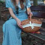 Wicker Picnic Basket - Oval Cream - Small