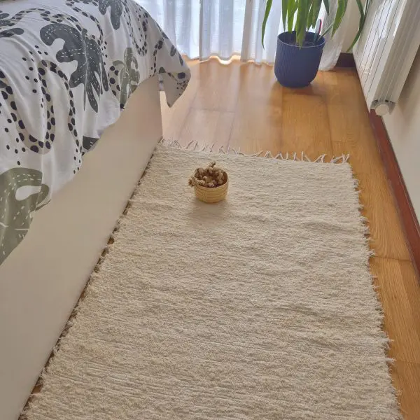 Medium Cream Rug - 70x140cm - Soft Rug