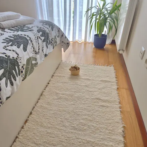 Medium Cream Rug - 70x140cm - Soft Rug