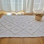 Small White Rug - 50x100cm - Knotted Rug