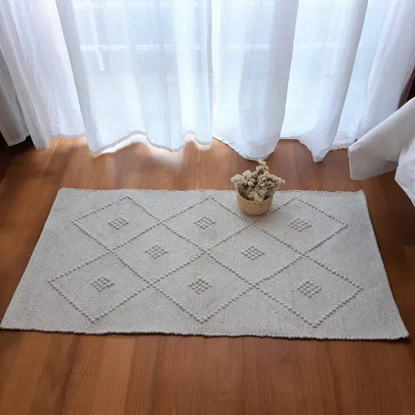 Small Beige Rug - 50x100cm - Knotted Rug