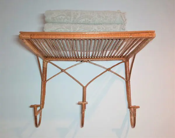Wicker Clothes Hanger