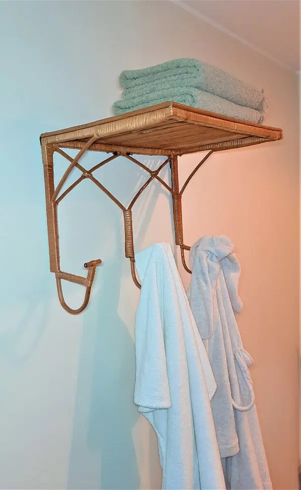 Wicker Clothes Hanger