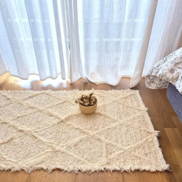 Small Cream Rug Diamond - 50x100cm - Soft Rug