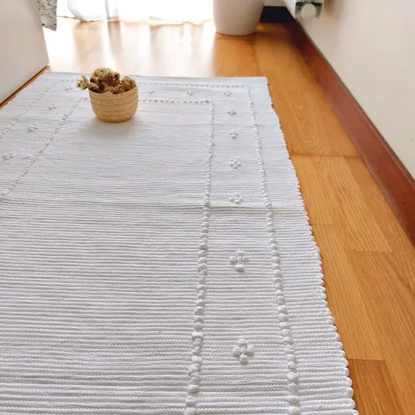 Medium Pure White Rug - 70x140cm - Knotted Rug