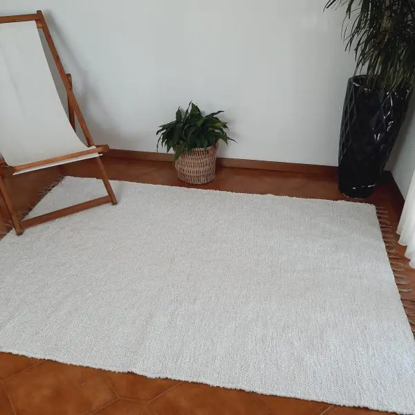 Pure White Rug - 100x150cm - Ring Line Rug