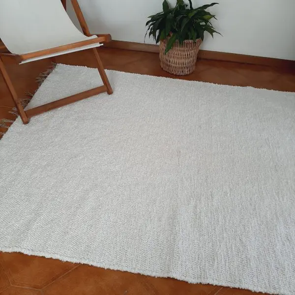 Pure White Rug - 100x150cm - Ring Line Rug