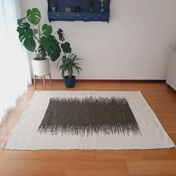 Large Cream and Green Rug - 150x200cm - Ring Line Rug