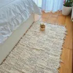 Medium Cream Checkered Rug - 70x140cm - Soft Rug