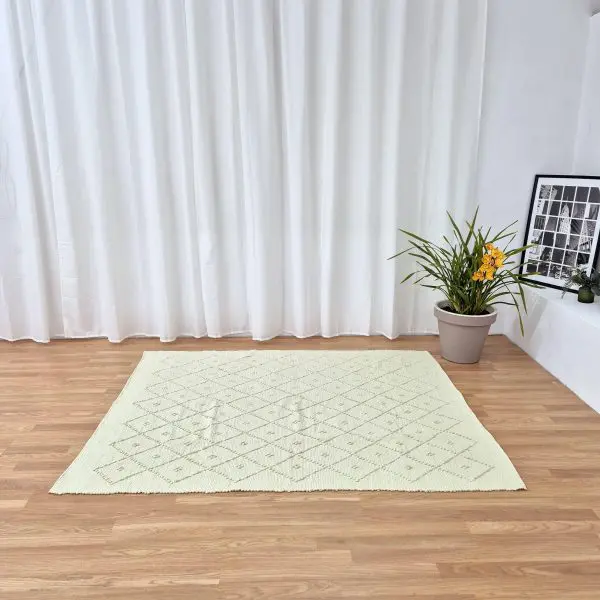 Large Cream de Mint - 150x200cm - Knotted Rug