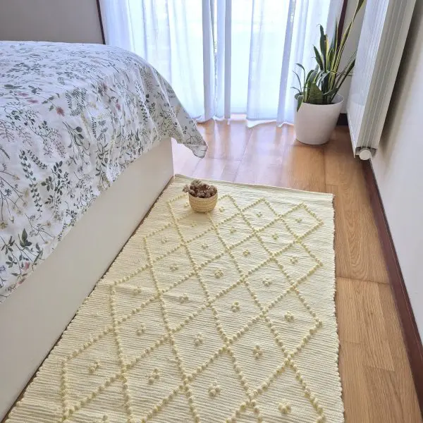 Medium Soft Pastel Yellow Rug - 70x140cm - Knotted Rug