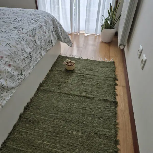 Medium Olive Green Rug - 70x140cm - Soft Rug