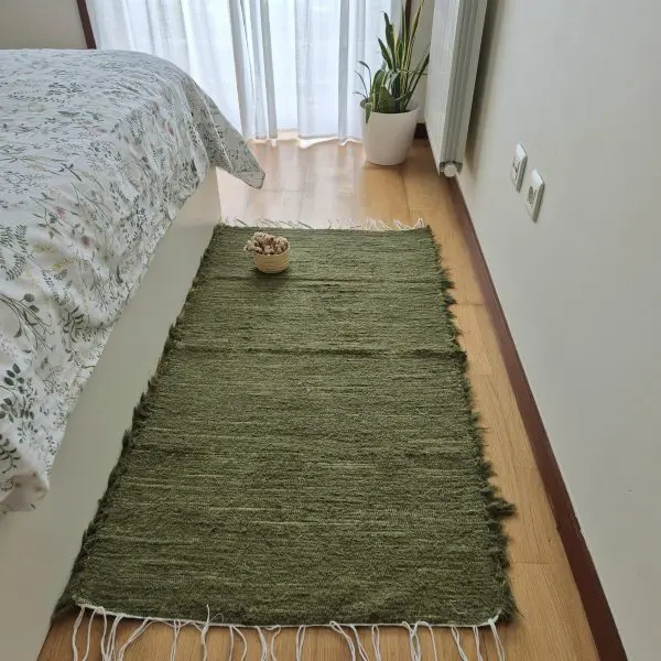 Medium Olive Green Rug - 70x140cm - Soft Rug