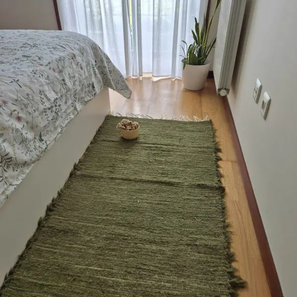 Medium Olive Green Rug - 70x140cm - Soft Rug