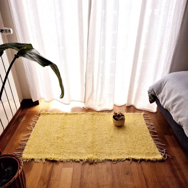 Small Light Yellow Rug - 50x100cm - Soft Rug