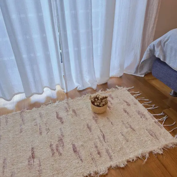 Small Cream and Pink Rug - 50x100cm - Soft Rug