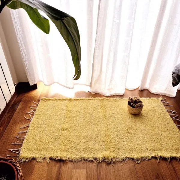 Small Light Yellow Rug - 50x100cm - Soft Rug