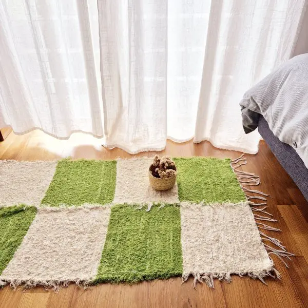 Small Green Cream Rug Checkered - 50x100cm - Soft Rug