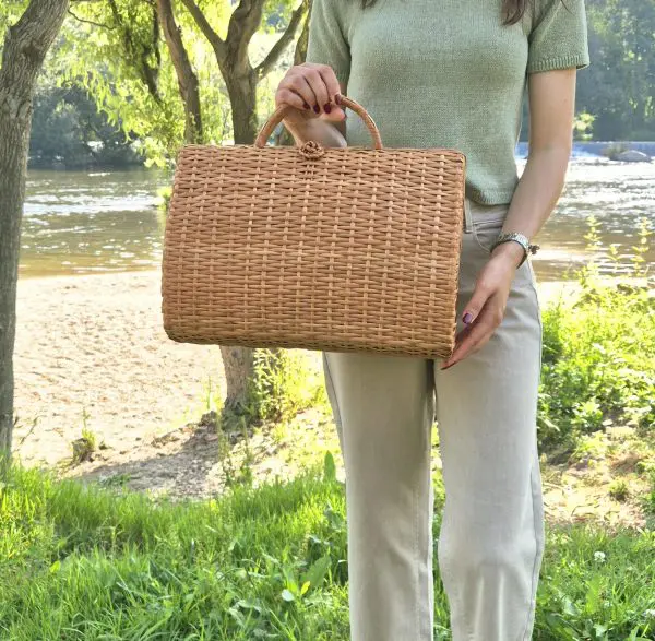 Wicker Hand Bag - Suitcase Style