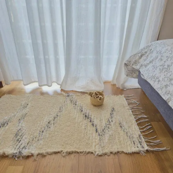 Small Cream Rug With Zigzag Pattern - 50x100cm - Soft Rug