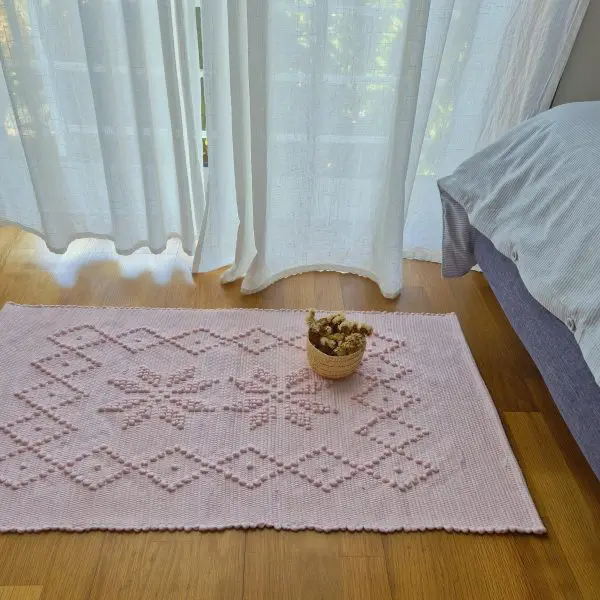 Small Light Pink Rug - 50x100cm - Knotted Rug