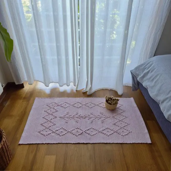 Small Light Pink Rug - 50x100cm - Knotted Rug