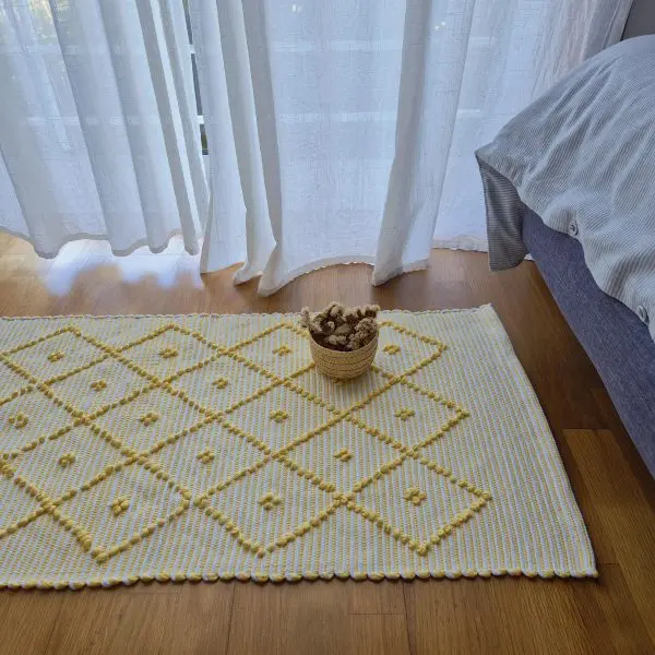 Small Yellow and White Striped Rug - 50x100cm - Knotted Rug