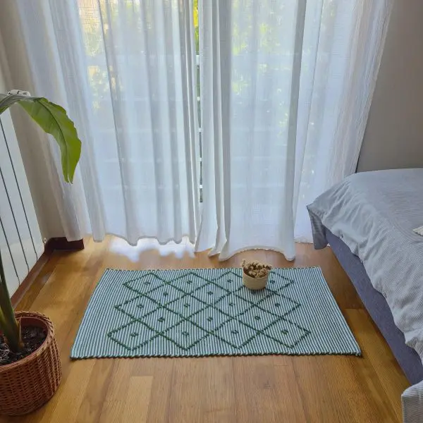 Small Green and White Striped Rug - 50x100cm - Knotted Rug