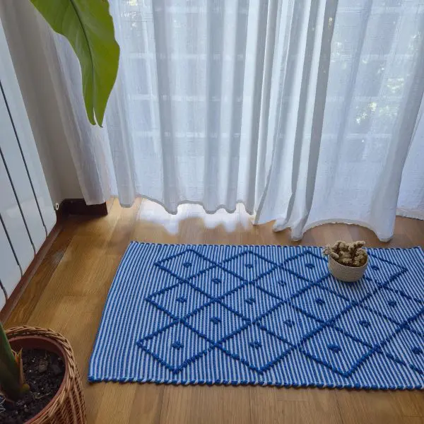 Small Blue and White Striped Rug - 50x100cm - Knotted Rug