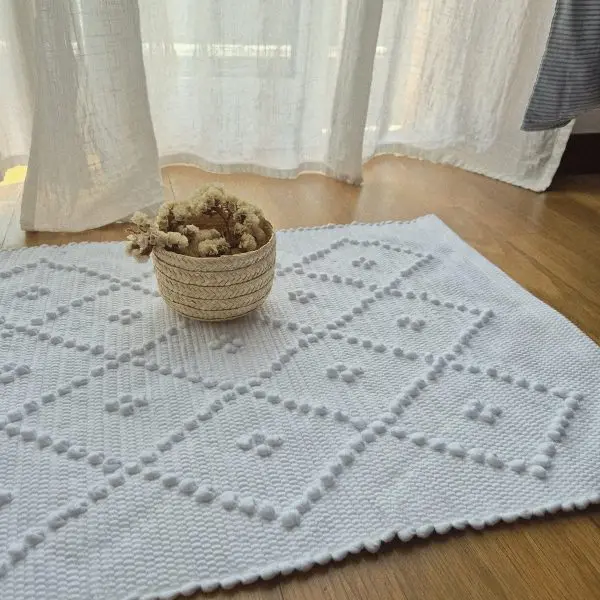 Mini White Rug - 40x60cm - Knotted Rug