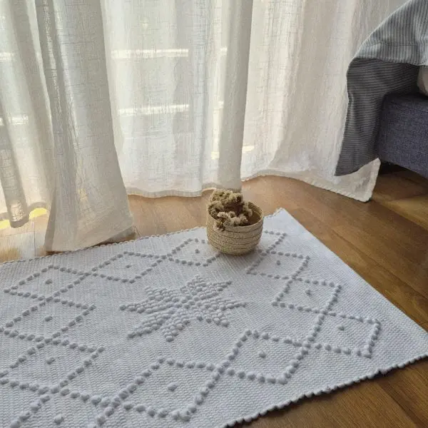 Mini White Rug - 40x60cm - Knotted Rug