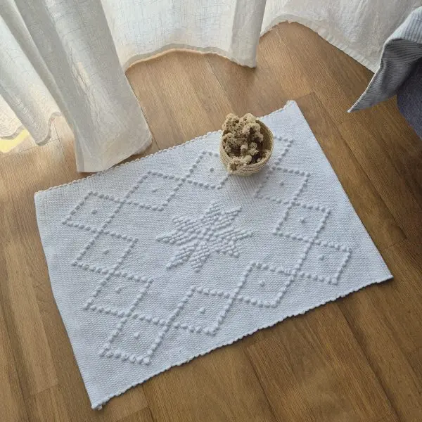 Mini White Rug - 40x60cm - Knotted Rug