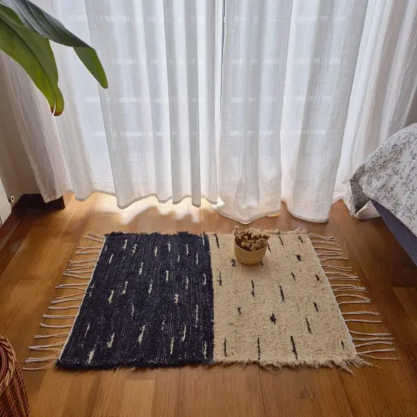 Mini Black And Cream Rug With Dots - 50x80cm - Soft Rug