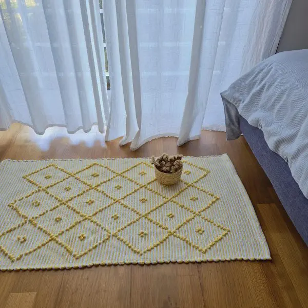 Small Yellow and White Striped Rug - 50x100cm - Knotted Rug