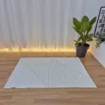 Large White and Green Rug - 100x150cm - Traditional Rug