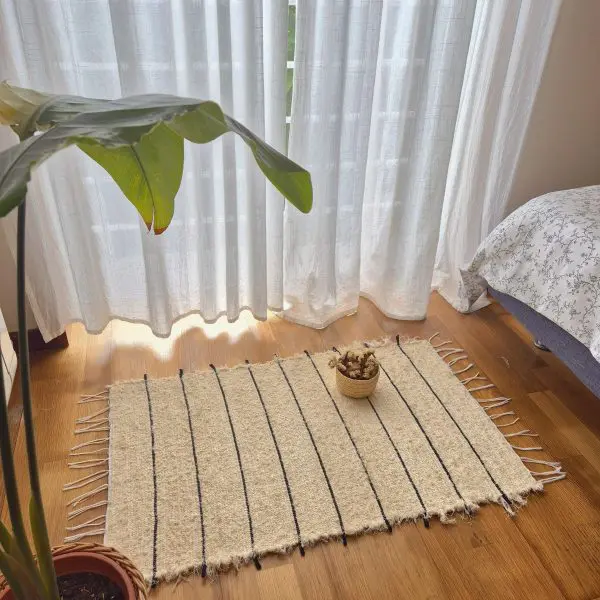 Small Cream Rug With Black Lines - 50x100cm - Soft Rug