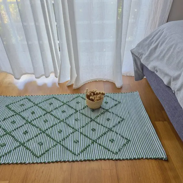 Small Green and White Striped Rug - 50x100cm - Knotted Rug