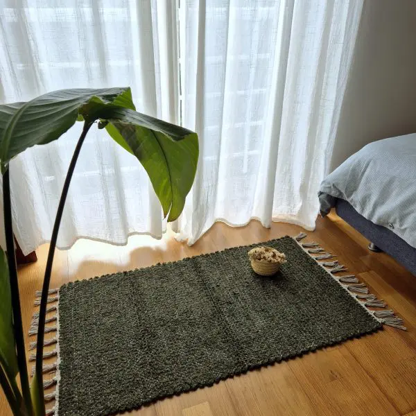 Small Forest Green Rug - 50x100cm - Traditional Rug