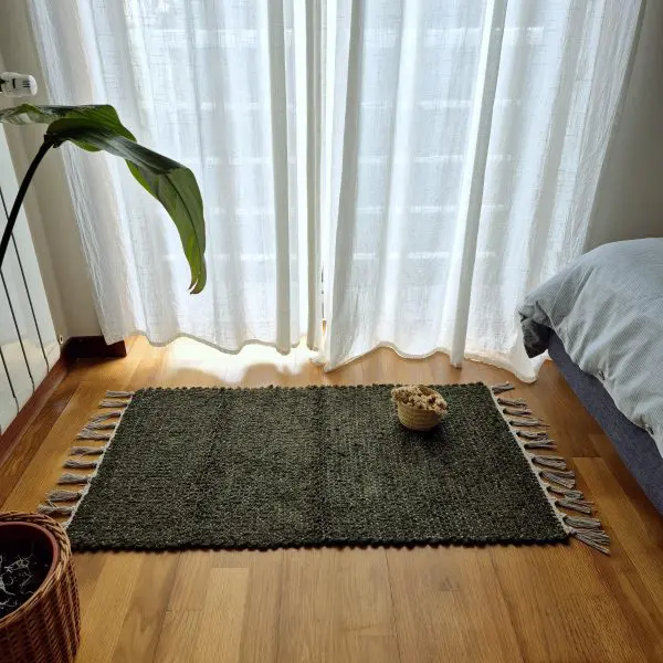 Small Forest Green Rug - 50x100cm - Traditional Rug