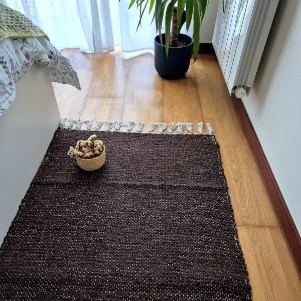 Medium Cocoa Brown Rug - 70x140cm - Traditional Rug