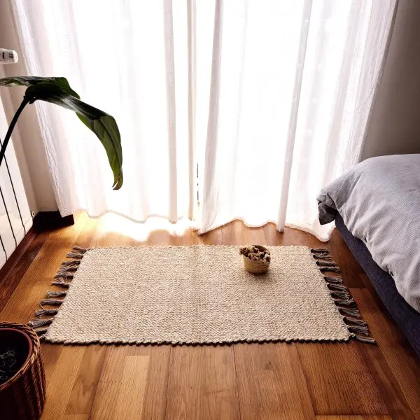 Small Cream Glitter Rug - 50x100cm - Traditional Rug
