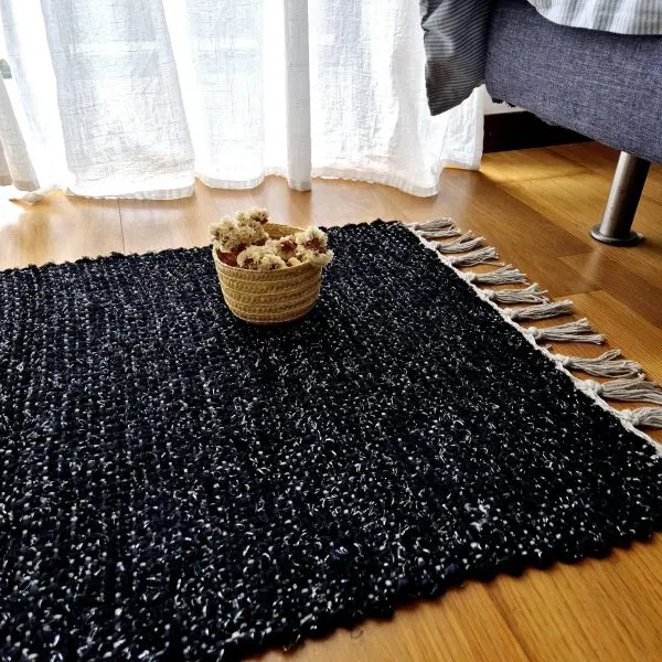 Small Black Silver Glitter Rug - 50x100cm - Traditional Rug