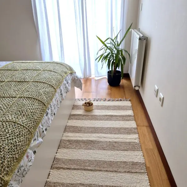 Medium Cream and Light Brown Rug - 70x140cm - Traditional Rug