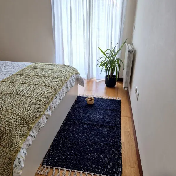 Medium Dark Blue Rug - 70x140cm - Traditional Rug