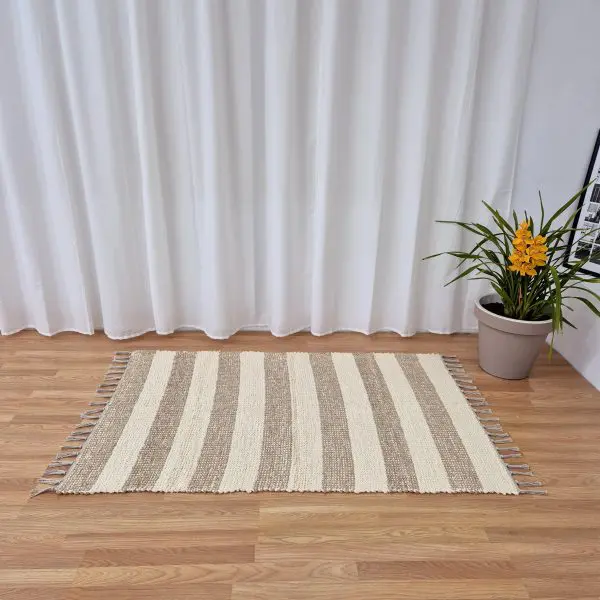 Large Cream and Light Brown Rug - 100x150cm - Traditional Rug