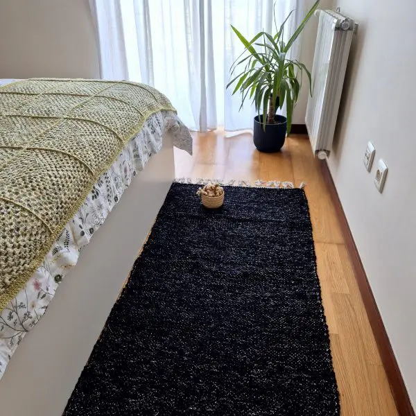 Medium Black Silver Glitter Rug - 70x140cm - Traditional Rug