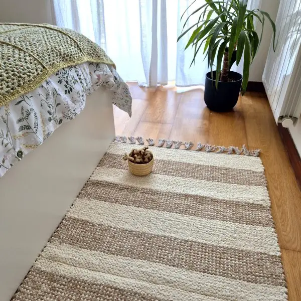 Medium Cream and Light Brown Rug - 70x140cm - Traditional Rug
