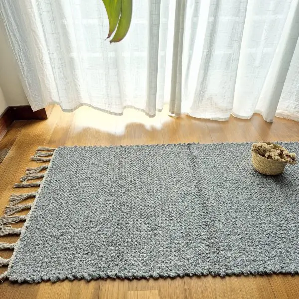Small Light Grey Rug - 50x100cm - Traditional Rug